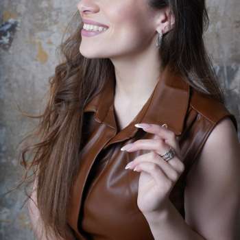 Серебряные серьги MVE776