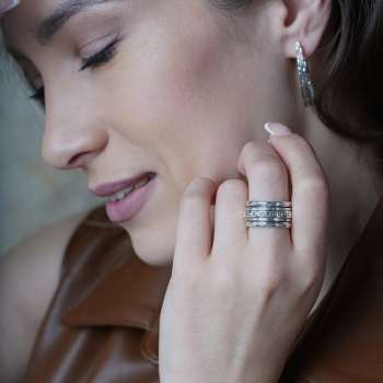 Серебряные серьги MVE776