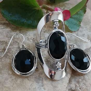 Серебряное кольцо с ониксом 01R931ON