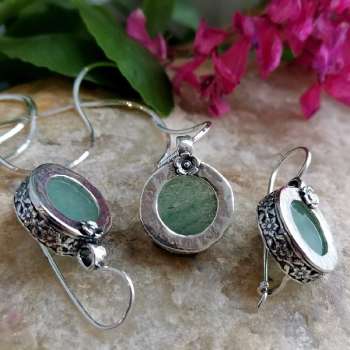 Серебряное колье с авантюрином 01N1821AV