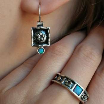 Серебряное кольцо с опалом иск. 01R623OP