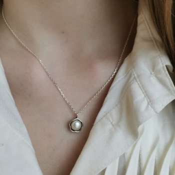 Серебряное колье с жемчугом 01N1067PL