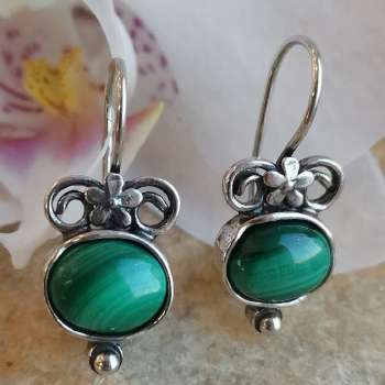 Серебряные серьги с малахитом 01E670ML