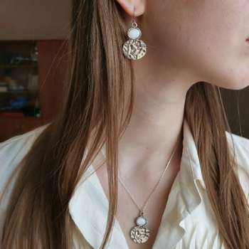 Серебряное колье с перламутром 01N1568PL