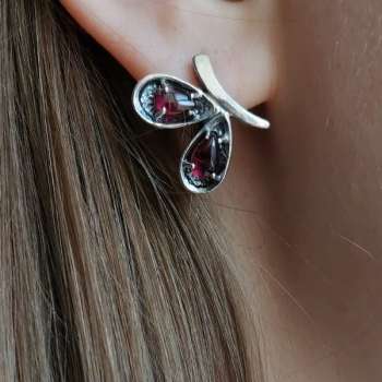 Серебряные серьги с гранатом MVE1627GR