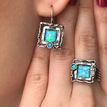 Серебряное кольцо с опалом иск. 01R371OP