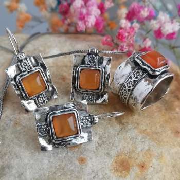 Серебряное колье с агатом 01N696AG