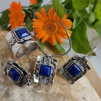 Серебряное кольцо с лазуритом 01R438LZ