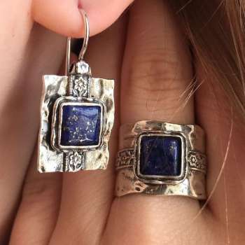 Серебряное кольцо с лазуритом 01R438LZ