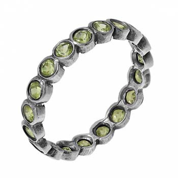 Серебряное кольцо с перидотом SNR10007PT
