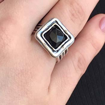 Серебряное кольцо с ониксом 01R755ON