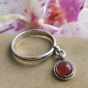 Серебряное кольцо с сердоликом 01R2144SR
