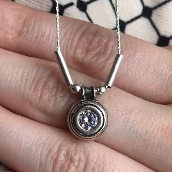 Серебряное колье с куб.цирконом 01N4161CZ