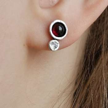 Серебряные серьги с гранатом и куб.цирконом 01E2508GR