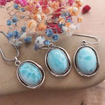 Серебряное колье с ларимаром 01N833LM