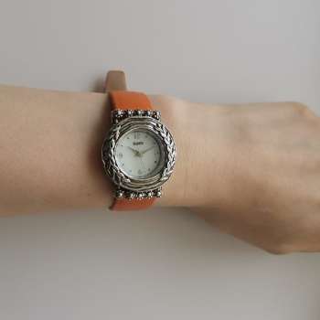 Серебряные часы 01W705OR