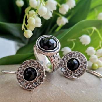 Серебряное кольцо с ониксом 01R539ON