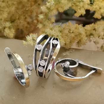 Серебряное кольцо с куб.цирконом и золотом MVR795GCZ