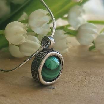 Серебряное колье с малахитом DN001ML