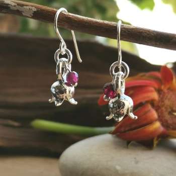 Серебряные серьги с гранатом 01E1391GR