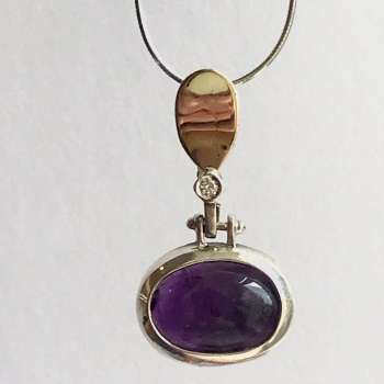 Серебряное колье с аметистом, куб.цирконом и золотом MVN1200GAM
