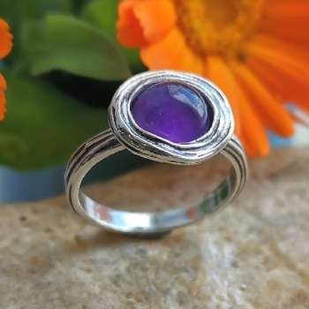 Серебряное кольцо с аметистом 01R762AM