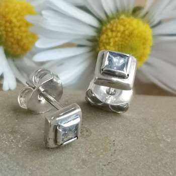 Серебряные серьги с куб.цирконом MVE2131CZ