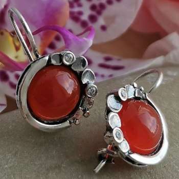 Серебряные серьги с сердоликом и куб.цирконом MVE1536SR Серебряные серьги с сердоликом и куб.цирконом MVE1536SR