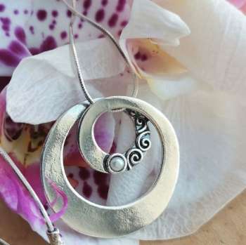 Серебряное колье с жемчугом 01N1323PL