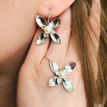 Серебряный кулон с жемчугом MVP1693PL