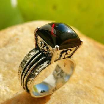 Серебряное кольцо с гранатом 01R630GR