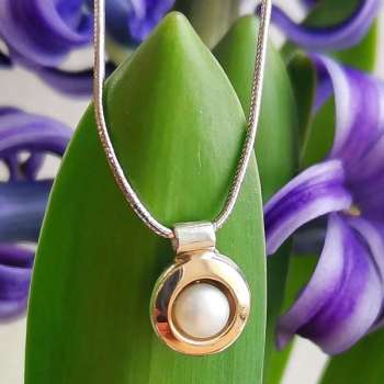 Серебряный кулон с жемчугом и золотом MVP1576GPL