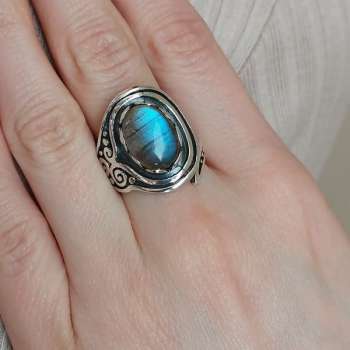 Серебряное кольцо с лабрадором MVR1910LB