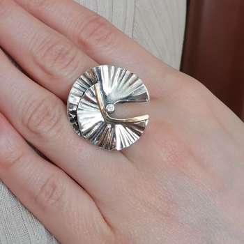 Серебряное кольцо с куб.цирконом и золотом MVR2109GCZ