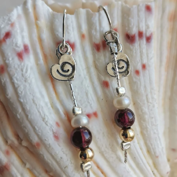 Серебряные серьги с голдфилд, жемчугом и гранатом Y01E247GR