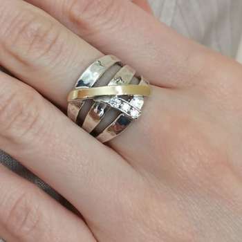 Серебряное кольцо с куб.цирконом и золотом MVR789GCZ