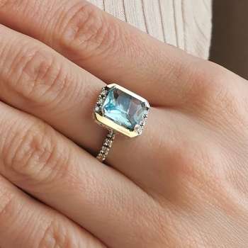 Серебряное кольцо с куб.цирконом и золотом MVR2087GCZ