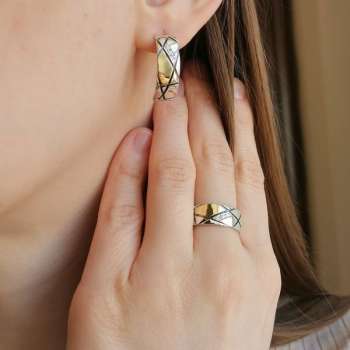 Серебряное кольцо с куб.цирконом и золотом MVR2107GCZ