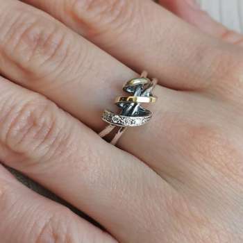 Серебряное кольцо с куб.цирконом и золотом MVR2121GCZ