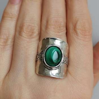 Серебряное кольцо с малахитом 01R2730ML