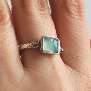 Серебряное кольцо с халцедоном 01R1341HL/2