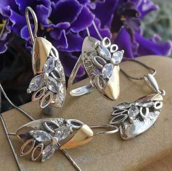 Серебряное кольцо с куб.цирконом и золотом MVR2164GCZ