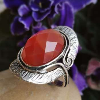 Серебряное кольцо с сердоликом 01R1907SR