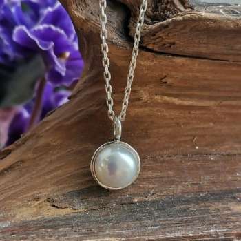 Серебряное колье с жемчугом 01N4453PL