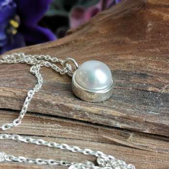 Серебряное колье с жемчугом 01N4453PL