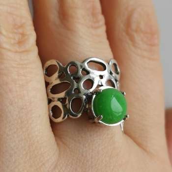 Серебряное кольцо с нефритом 01R1285NF