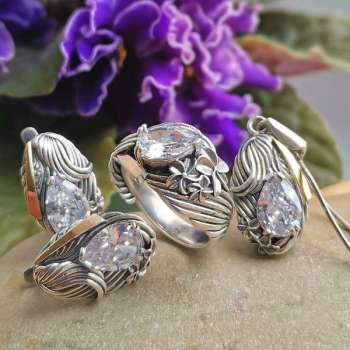 Серебряные серьги с куб.цирконом и золотом MVE2183GCZ