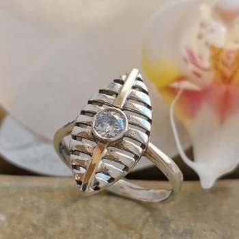 Серебряное кольцо с куб.цирконом и золотом MVR2167GCZ
