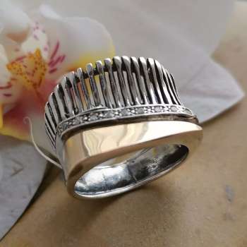 Серебряное кольцо с куб.цирконом и золотом MVR1855GCZ