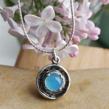 Серебряное колье с халцедоном 01N2120HL